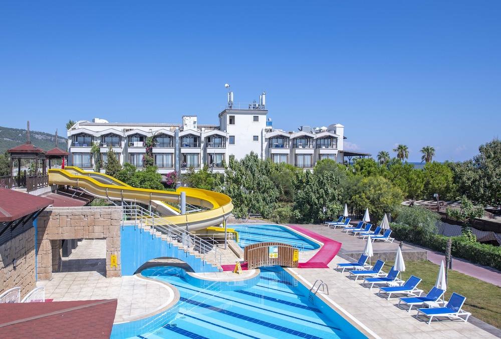 Labada Beach Hotel Çamyuva Exterior foto